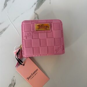 Juicy Couture Pink Checkered Women's wallet